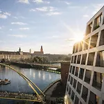 Aparthotel Boulevard Drobnera - Premium Z Widokiem Na Odre 4*