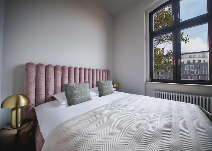 Boulevard Drobnera - Z Widokiem Na Odrę