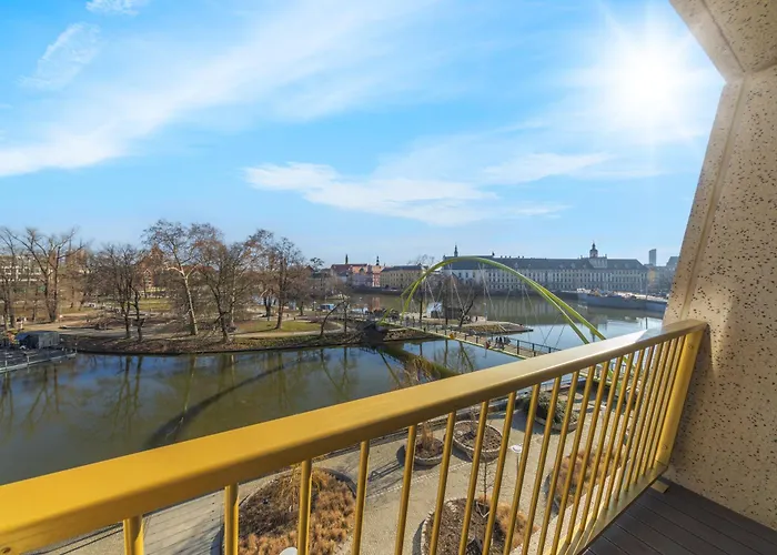 Boulevard Drobnera - Z Widokiem Na Odrę Apartament 4*