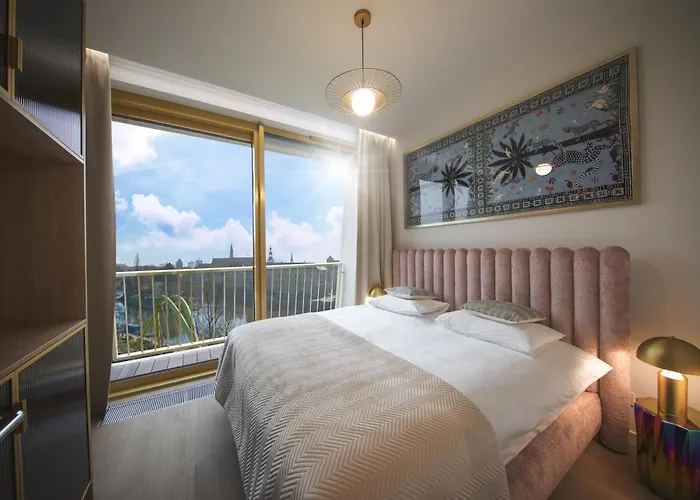 Boulevard Drobnera - Z Widokiem Na Odrę