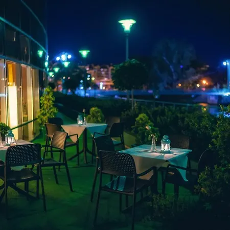 Ξενοδοχείο με διαμερίσματα Boulevard Drobnera - Z Widokiem Na Odre Βρότσλαβ