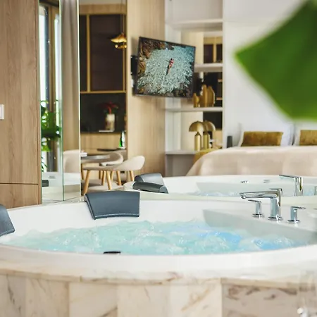 아파트호텔 Boulevard Drobnera Spa&Wellness - Restaurant Ponti - Widok Na Odre